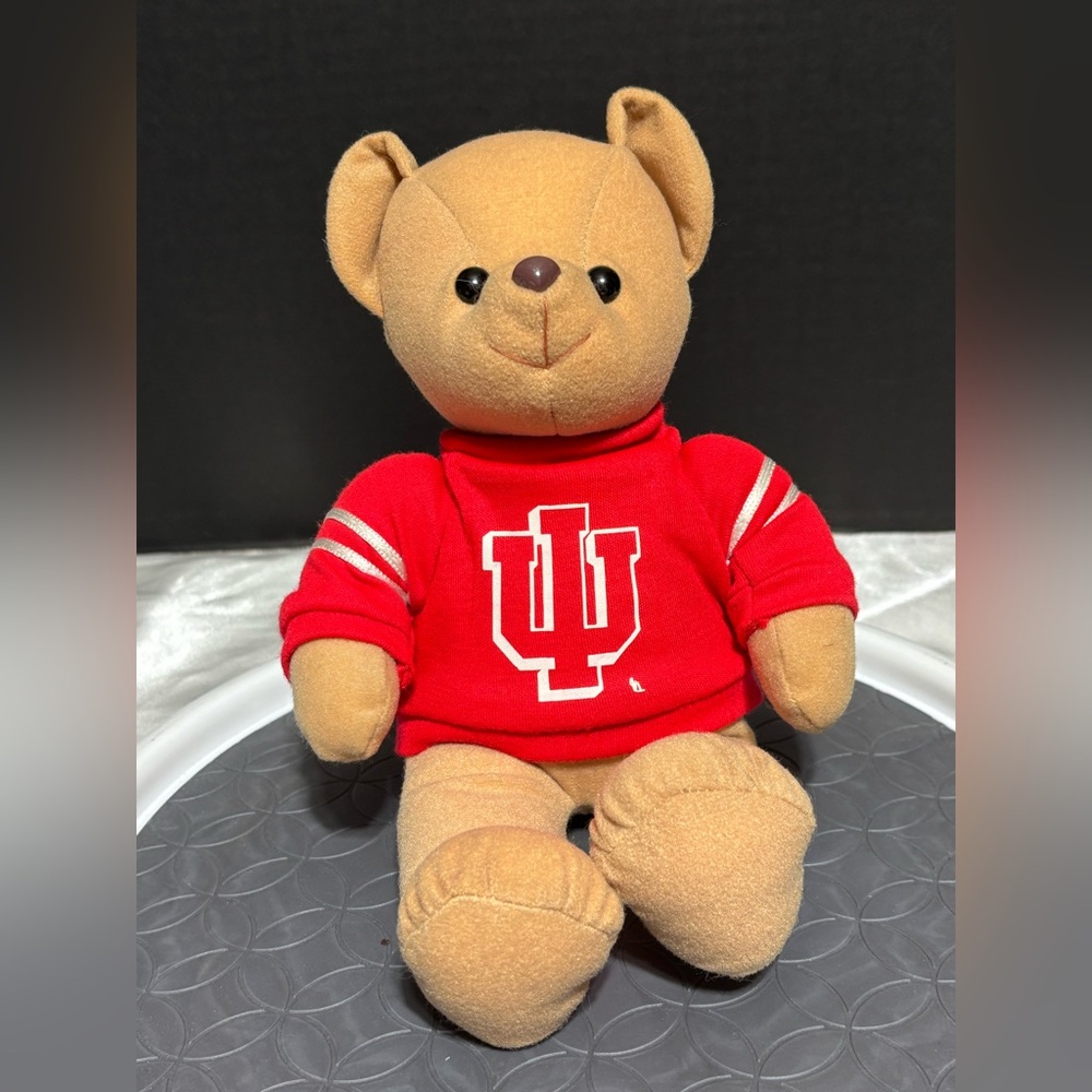 Indiana University IU Small teddy bear w/IU sweatshirt Dorm Rm Game Rm Man Cave